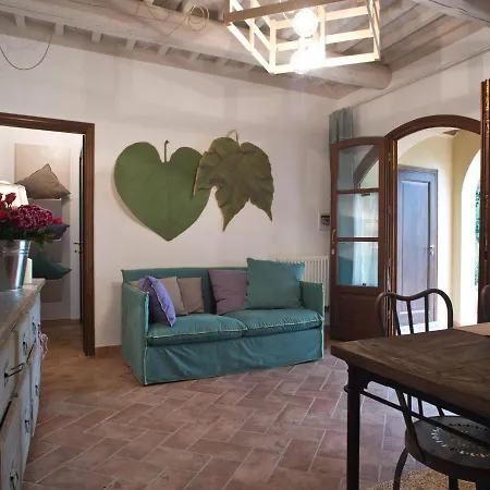 San Ruffino Apartment Lari