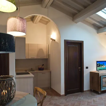 San Ruffino 公寓 Lari