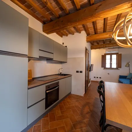 Apartment San Ruffino Lari