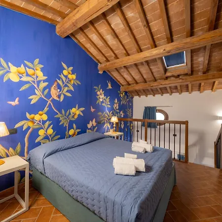 Apartment San Ruffino Lari