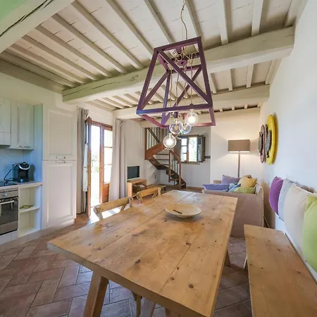 Apartment San Ruffino Lari